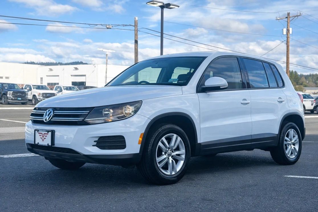 2014 VOLKSWAGEN Tiguan 4-Motion - Photo 2