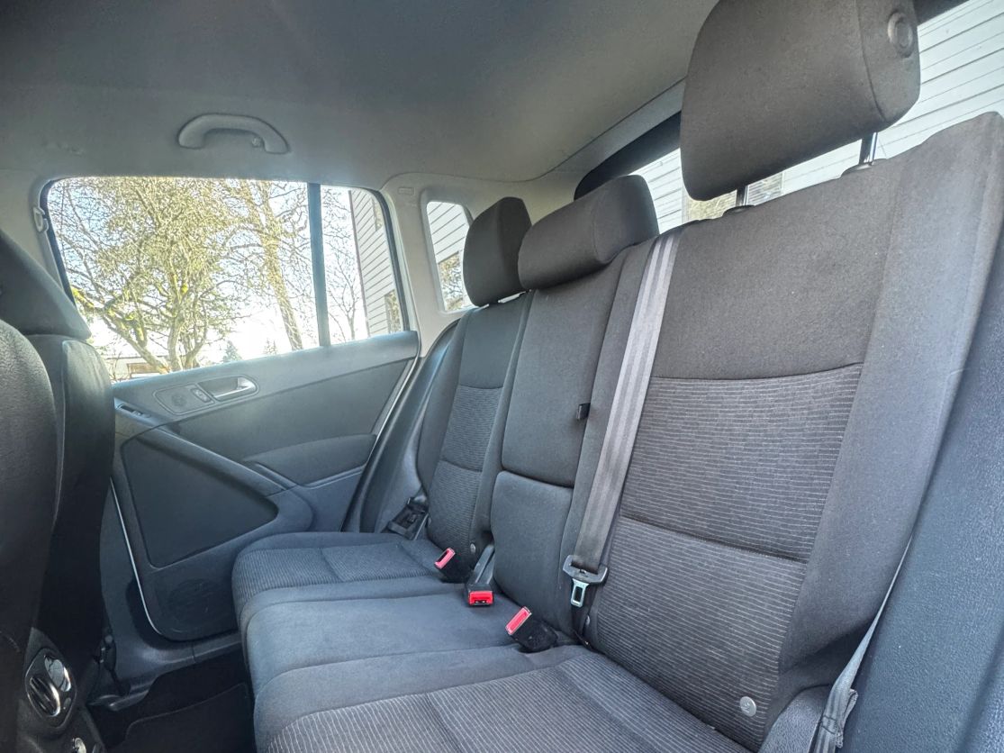 2014 VOLKSWAGEN Tiguan 4-Motion - Photo 12